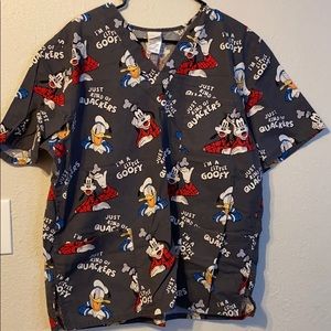 Goofy and Donald Duck Scrub Top XL